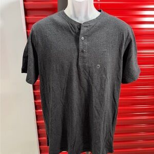 American Eagle Men's Gray Henley Shirt